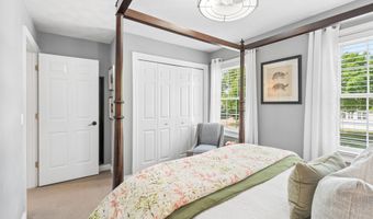 4232 N TERRAVIEW Dr, Appleton, WI 54913