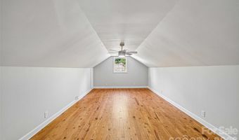 28 Ridgefield Pl, Asheville, NC 28803