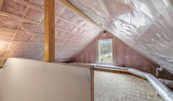 335 Raymond Rd, Chester, NH 03036