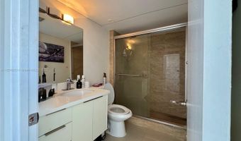 18011 Biscayne Blvd 1802, Aventura, FL 33160