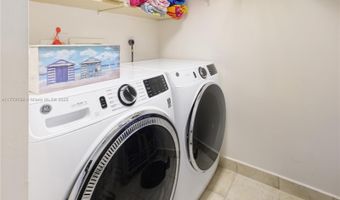 3370 Hidden Bay Dr 2004, Aventura, FL 33180