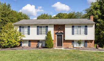 331 Rolling Hills Rd, Economy, PA 15042