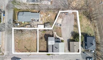 32 Union St, East Greenwich, RI 02818