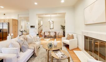 7806 FOX GATE Ct, Bethesda, MD 20817