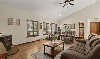 200 DANCING LIGHTS Ln, Athol, ID 83801