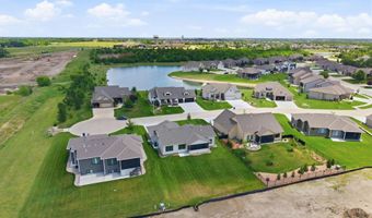 5926 E Forbes Ct, Bel Aire, KS 67220