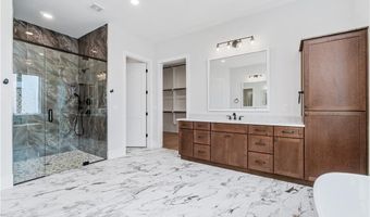 810 Greenhorn St, Bentonville, AR 72712