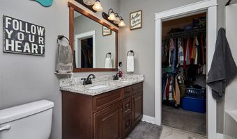 1417 S 11th St, Adel, IA 50003