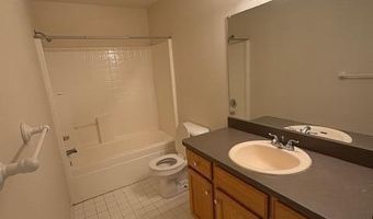 2784 Barclay Way, Ann Arbor, MI 48105
