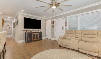 4121 Sheridan Dr, Charlotte, NC 28205