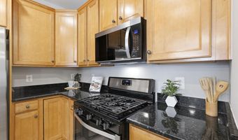 43851 KINGSTON STATION Ter, Ashburn, VA 20148