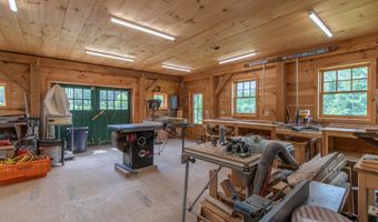 29 Dashney Rd, Burke, VT 05832