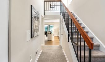 6352 12TH St N, Arlington, VA 22205