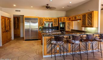 40777 N ECHO CANYON Dr, Cave Creek, AZ 85331