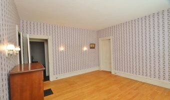 2 W Broadway, Bangor, ME 04401
