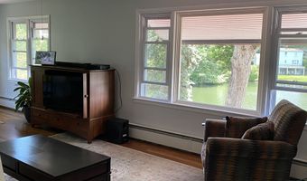12 Pine Point Dr, Bridgeport, CT 06606