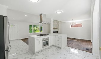 9831 SINGLETON Dr, Bethesda, MD 20817