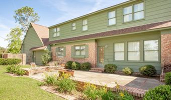 220 Lake Shore Dr, Alma, GA 31510