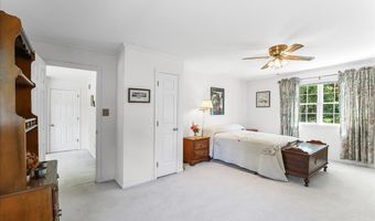 230 TREE TOP Ln, Hockessin, DE 19707