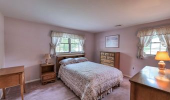 718 Blenheim Ave, Absecon, NJ 08201