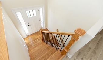 50 Rosemont Ave, Johnston, RI 02919