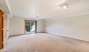 63552 Boyd Acres Rd, Bend, OR 97701