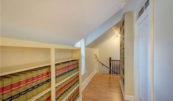 3214 Post Rd, Warwick, RI 02886