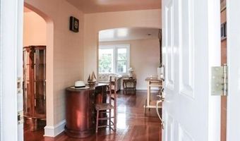 29 Dean Ave, Johnston, RI 02919