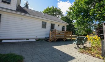 671 Essex St, Bangor, ME 04401