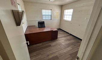 1501 W Broadway St, Andrews, TX 79714