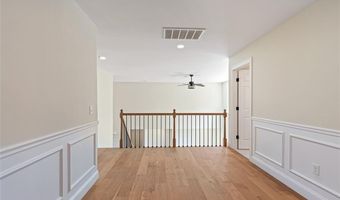 8 Lyn Ct, Cumberland, RI 02864