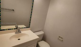3301 N Country Club Dr 504, Aventura, FL 33180