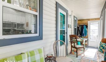 149 Kenyon Rd, Algonac, MI 48001