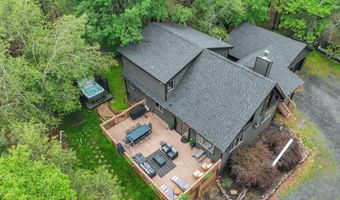 167 Valley View Dr, Albrightsville, PA 18210