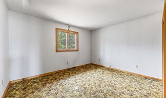 198 Grand Central Pkwy, Bayville, NJ 08721