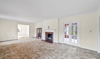 33 Lake St, Badin, NC 28009