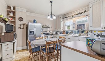 1101 E 10th St, Anderson, IN 46012