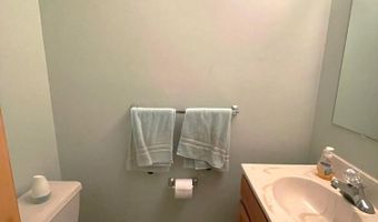 155 Oak Pl, Blakeslee, PA 18610