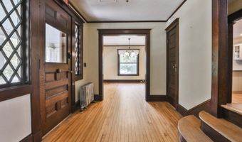 108 Ponemah Rd, Amherst, NH 03031