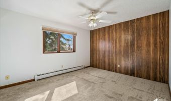 1521 Cache Dr, Anchorage, AK 99507