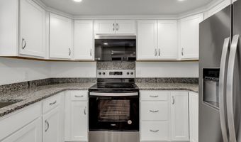 2665 E St, Springfield, OR 97477