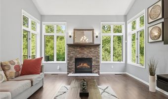 13476 Granada Ave, Apple Valley, MN 55124