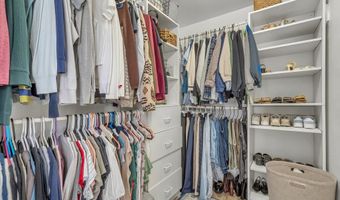 1716 Whispering Creek Dr C, Ballwin, MO 63021