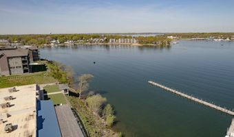 570 Linden Dr. 204, Arnolds Park, IA 51331