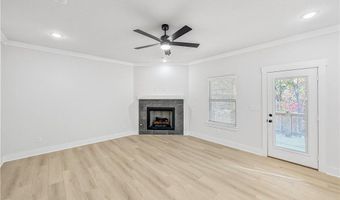 100 Selkirk Dr, Bella Vista, AR 72715