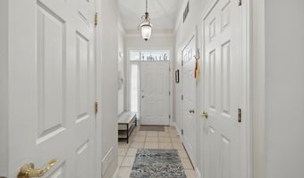 67 Southwick Ct 67, Cheshire, CT 06410