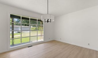 57 Hopson St, Auxier, KY 41602