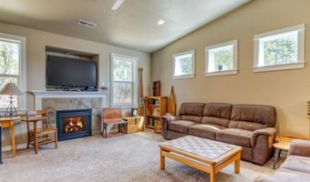 1600 W Williamson Ave, Sisters, OR 97759