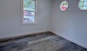 1818 Broadway St, Anderson, IN 46012
