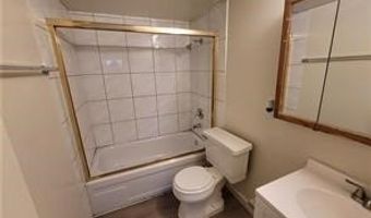 615 S Royal Crest Cir 10, Las Vegas, NV 89169